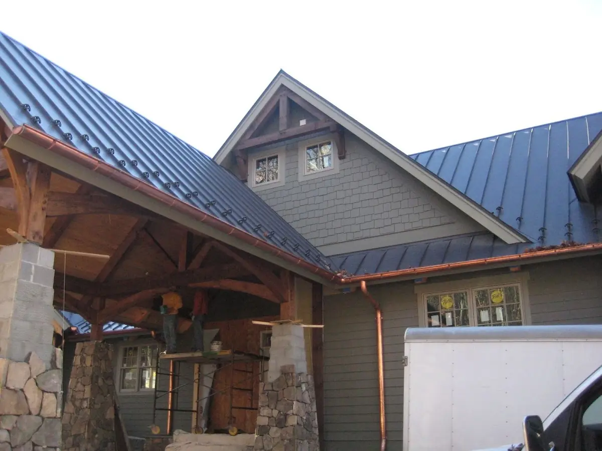Craftsman Roofing team delivering quality roofing work in Montclare